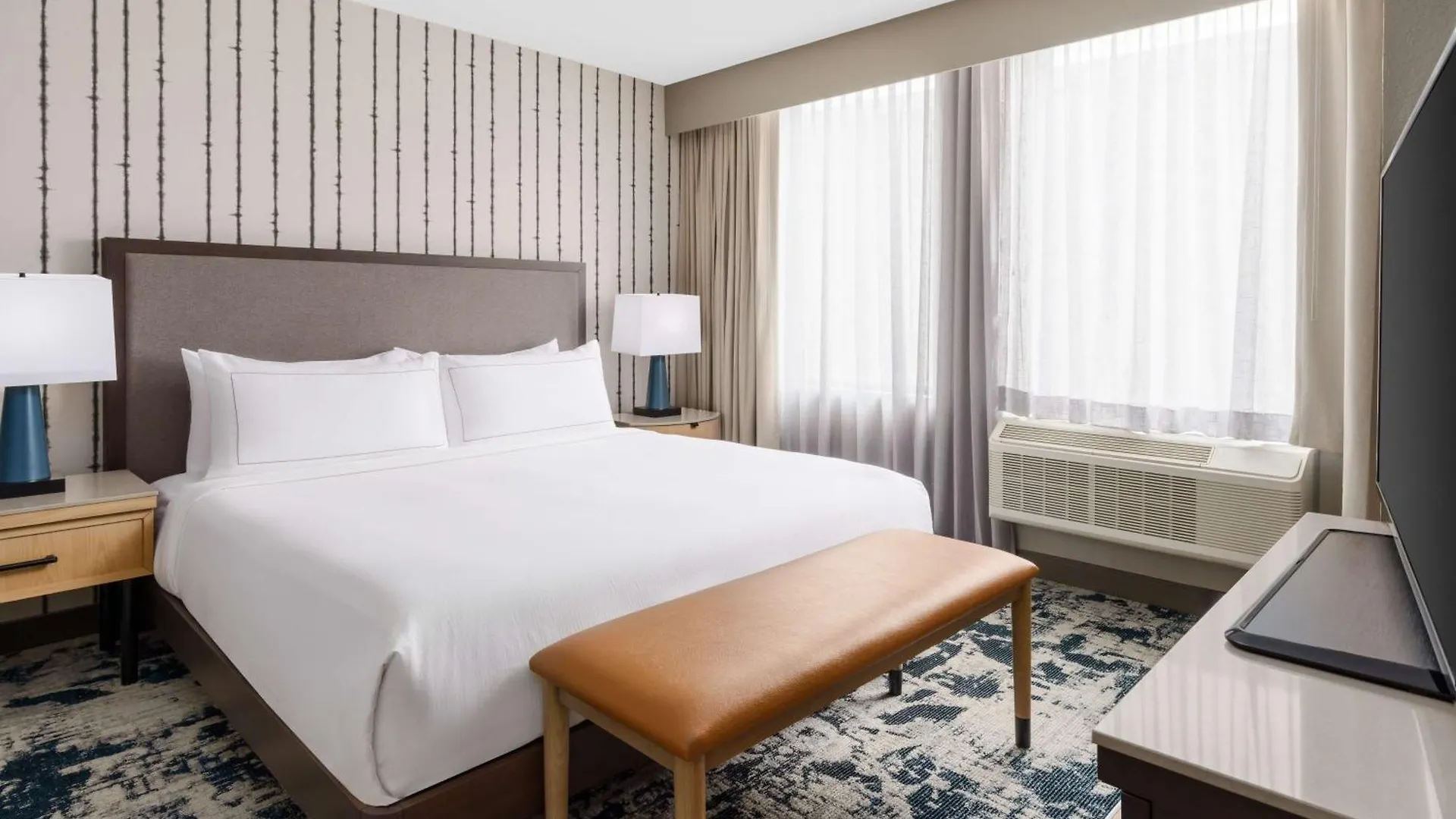 Hotel Doubletree By Hilton Charlotte City Center