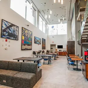 Fairfield & By Marriott Brooklyn Hotel New York