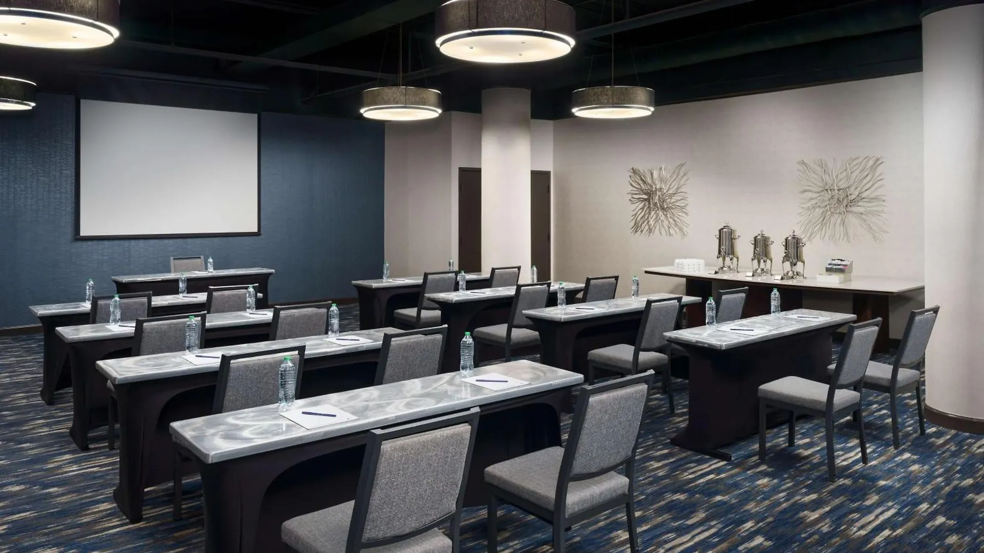 Doubletree By Hilton Charlotte City Center