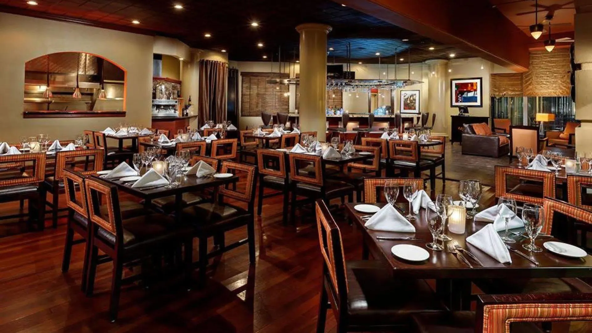 Doubletree By Hilton Charlotte City Center Hotel
