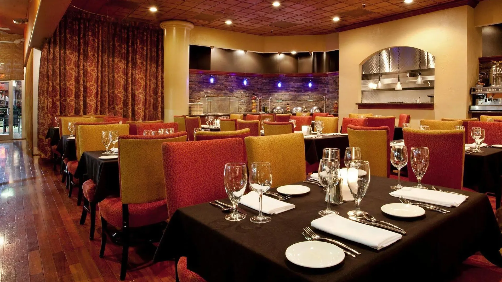 Hotel Doubletree By Hilton Charlotte City Center
