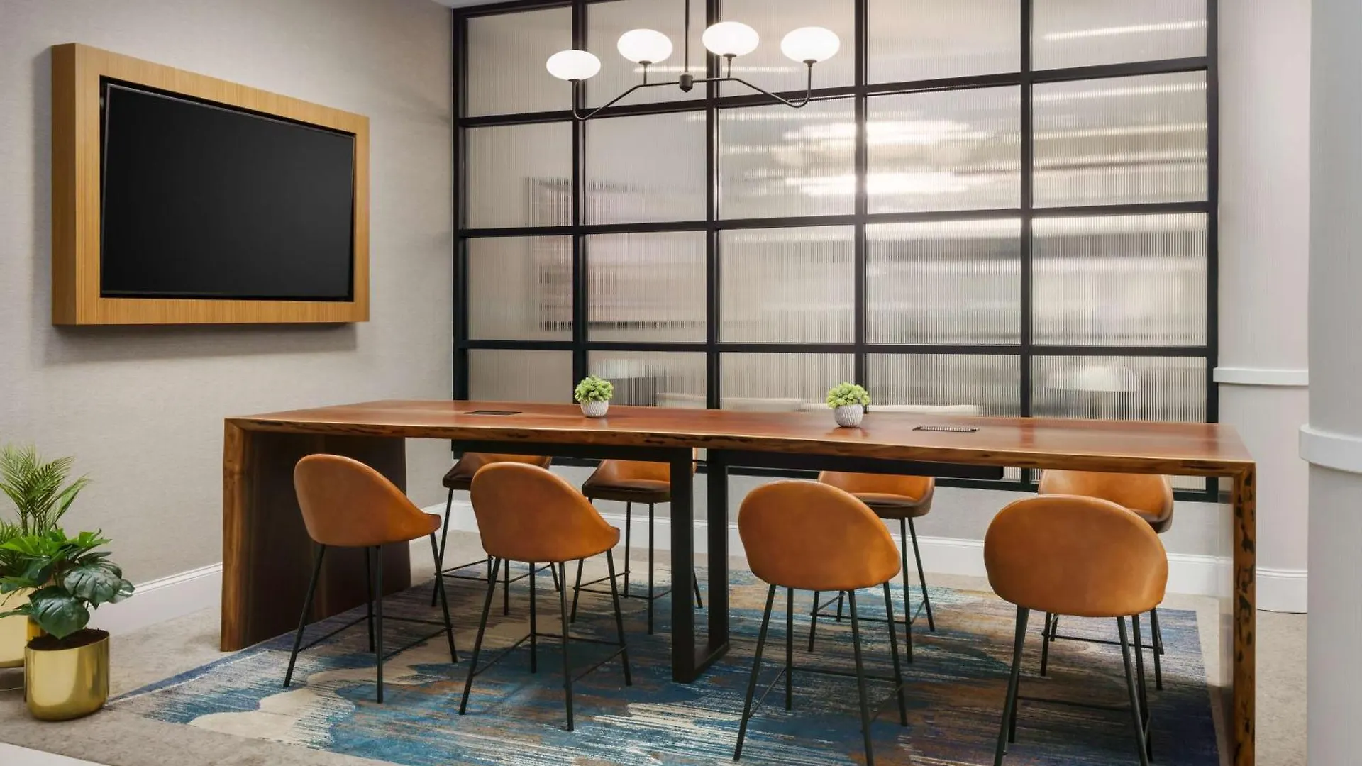 Doubletree By Hilton Charlotte City Center Hotel